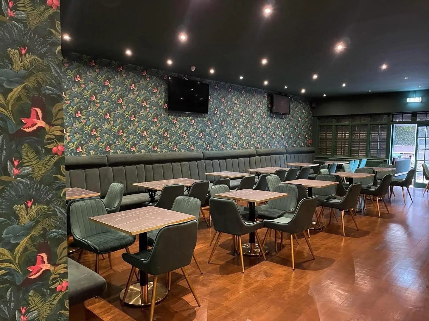 Inside Oliver's Bar & Cafe